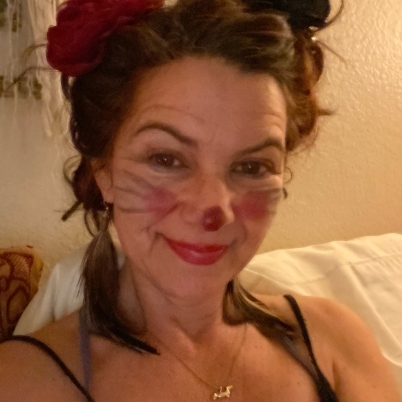 Meet your Posher, Erin - Picture 7 of 16